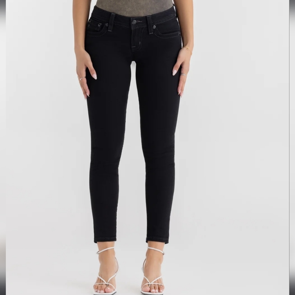 NWT Miss Me Easy Skinny Black Mid-Rise Denim Jeans